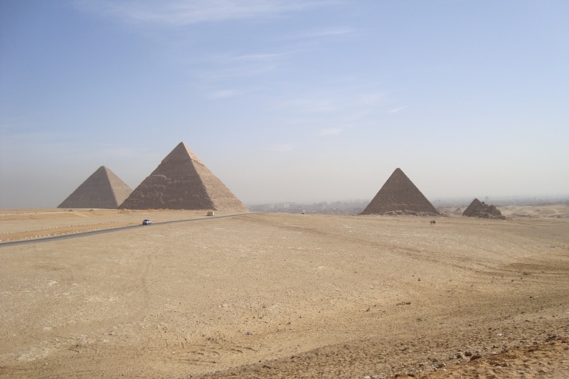 no people, egypt, sand, environment, travel, scenics - nature, three, pyramids, triangle shape, ancient civilization, pharaoh, great Pyramid, soledad, desert