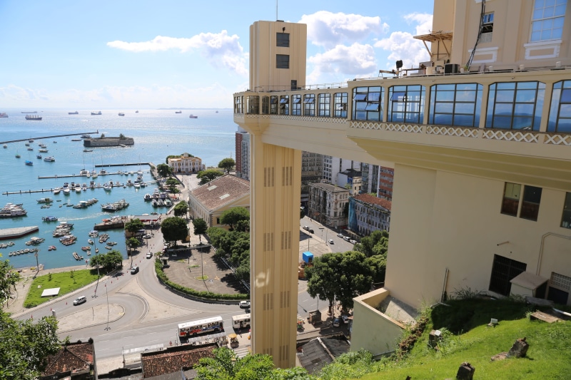 5K, sea, postcard, high angle view, aerial, sol, salvador, blue, day, photography, sunny, bahia, cloud - sky, beira mar, car, outdoors, city, nature, land vehicle
