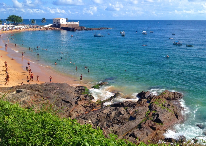 water, horizon over water, beauty in nature, brazil, outdoors, incidental people, high angle view, land, travel, large group of people, blue sky, group of people