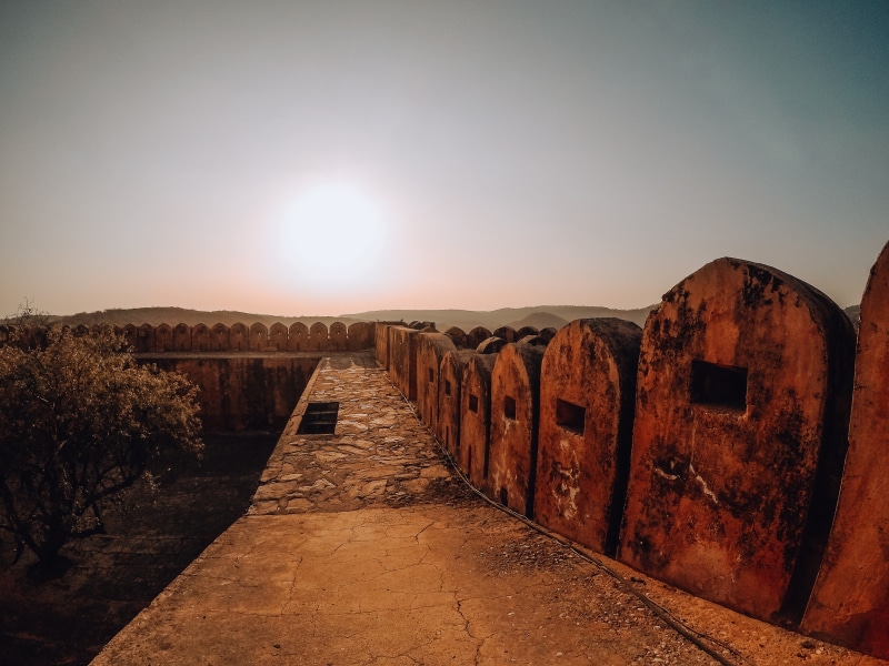 sunlight, nahargarh fort, fortress, nature, built structure, land, environment, jaipur, the way forward, tranquility, sky, footpath, sunset, winemaking