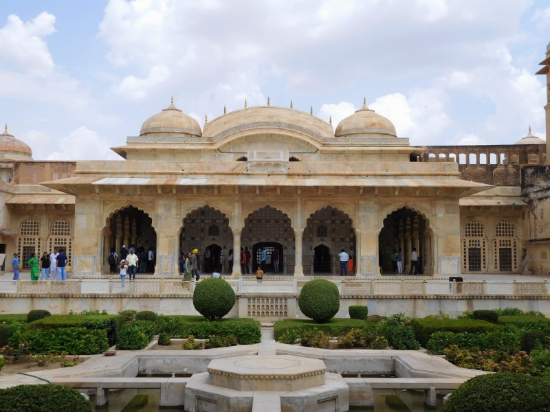 building, rajasthan, tourism, arch, courtyard, architecture, plant, sky, fort, history, religion, indian, 4K, famous, travel, jaipur, day, travel destinations