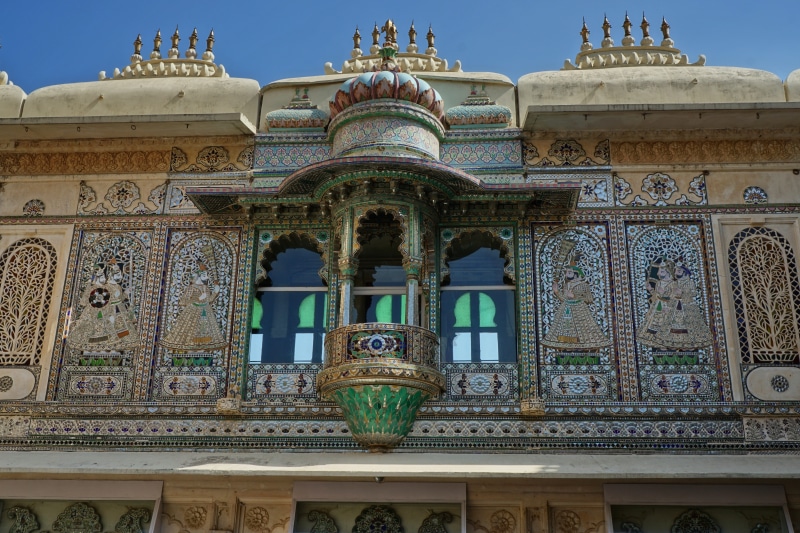 india, city palace, places of interest, old, palace, architectural column, human representation, building exterior, place of worship, outdoors, building