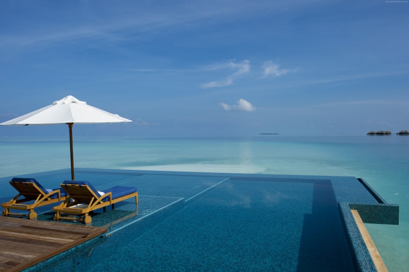 horizon over water, Best Hotels of 2017, swimming pool, 4K, parasol, infinity pool, sunbed, tourism, nature, scenics - nature, day, beauty in nature, outdoors