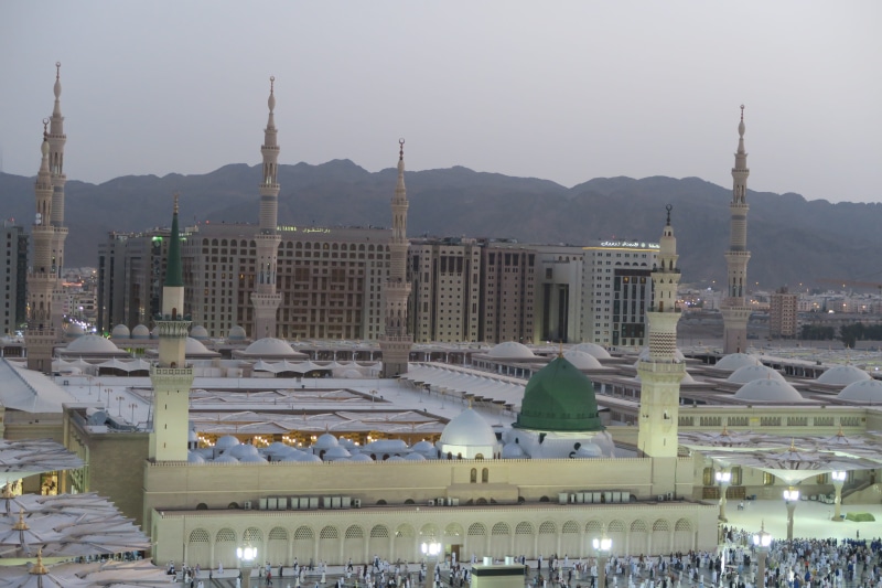 sky, spire, travel destinations, masjid, water, city, nature, place of worship, belief, 5K, travel, mountain, ive to medina, tourism, spirituality, office building exterior