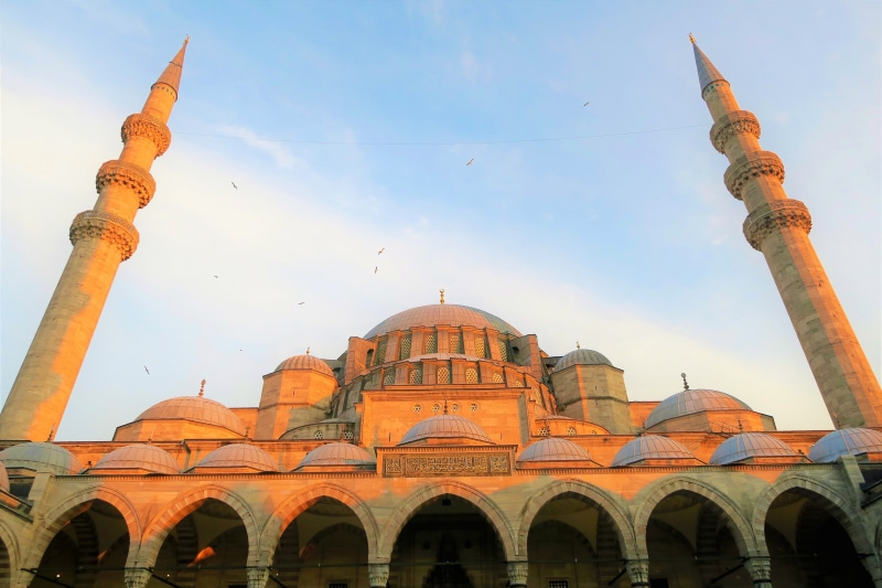 islam, beautiful, building, building exterior, 5K, landscape, history, city, sky, the past, outdoors, istanbul, architectural column, built structure