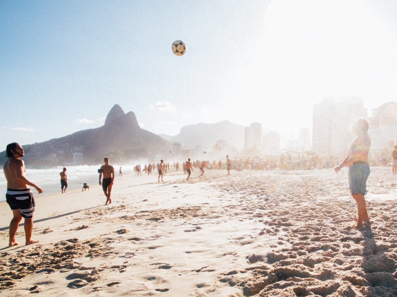 leisure activities, sea, vacations, r. visc. de pirajá, volleyball, land, real people, men, brazil, day, leisure activity, shorts, sunlight, coast, jogging