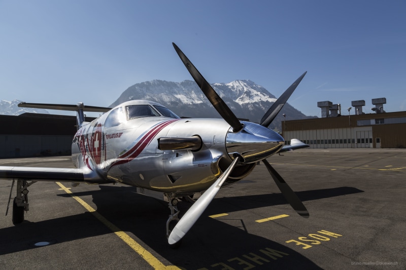 military airplane, transportation, military, nature, fighter plane, plane, clear sky, 5K, mode of transportation, aircraft, pilatus, propeller, airport