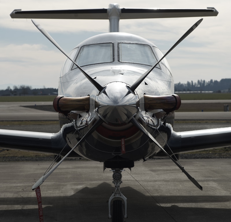 aeroplane, metal, stationary, flying, close-up, air vehicle, turboprop, airplane, pilatus, wing, public transportation, mode of transportation, plane, day