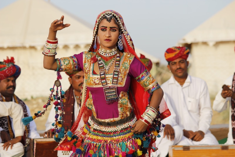 dancers, human arm, peoples, culture, 5K, front view, performance, costume, dance, traditional clothing, ethnic, girl, men, rajasthan, real people, women