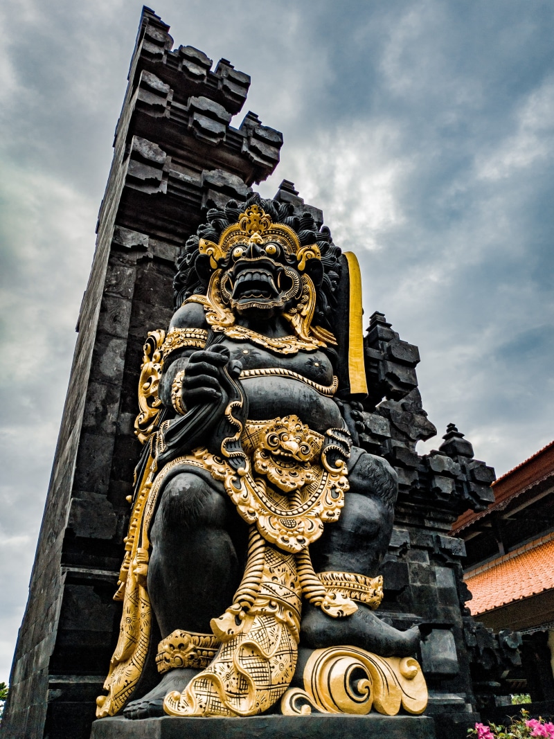 sculpture, indonesia, no people, religion, tanah lot, go away, building exterior, hindu, water palace, representation, dragon, water, around the world