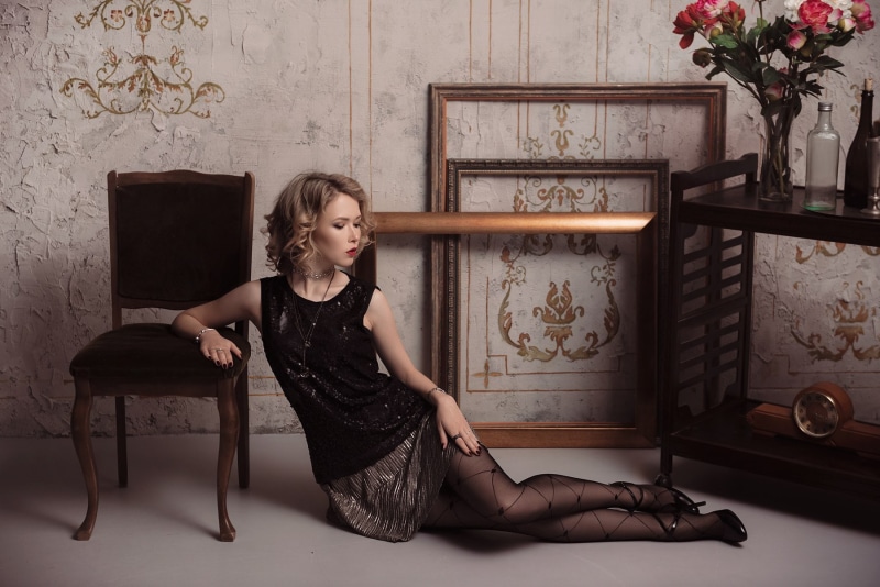 hairstyle, clothing, model, Ilya Novitsky, chair, indoors, one person, beauty, young adult, looking at camera, legs, full length, seat, fashion, 720P