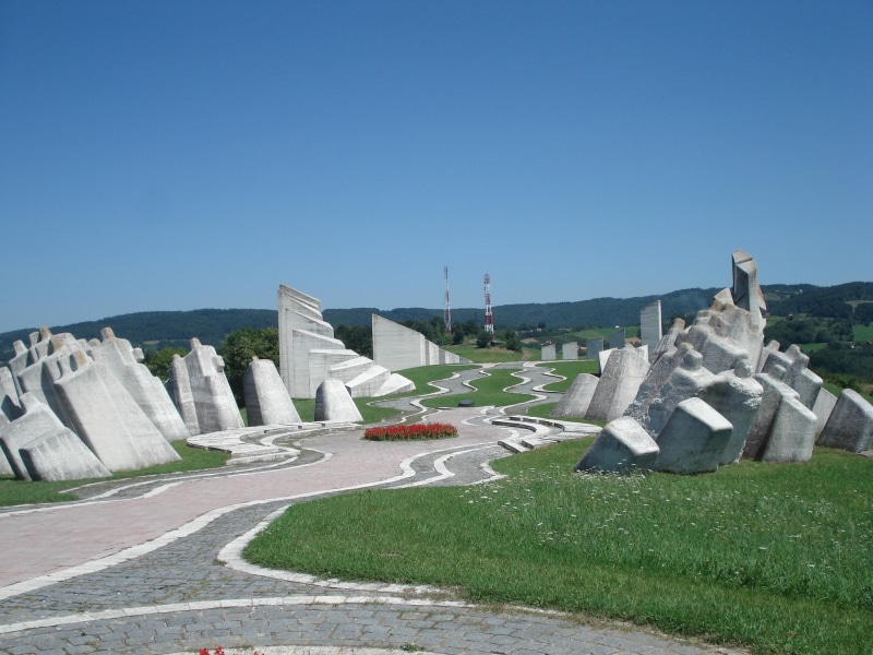 culture, rock, monument, battlefield, stone, 1080P, animals