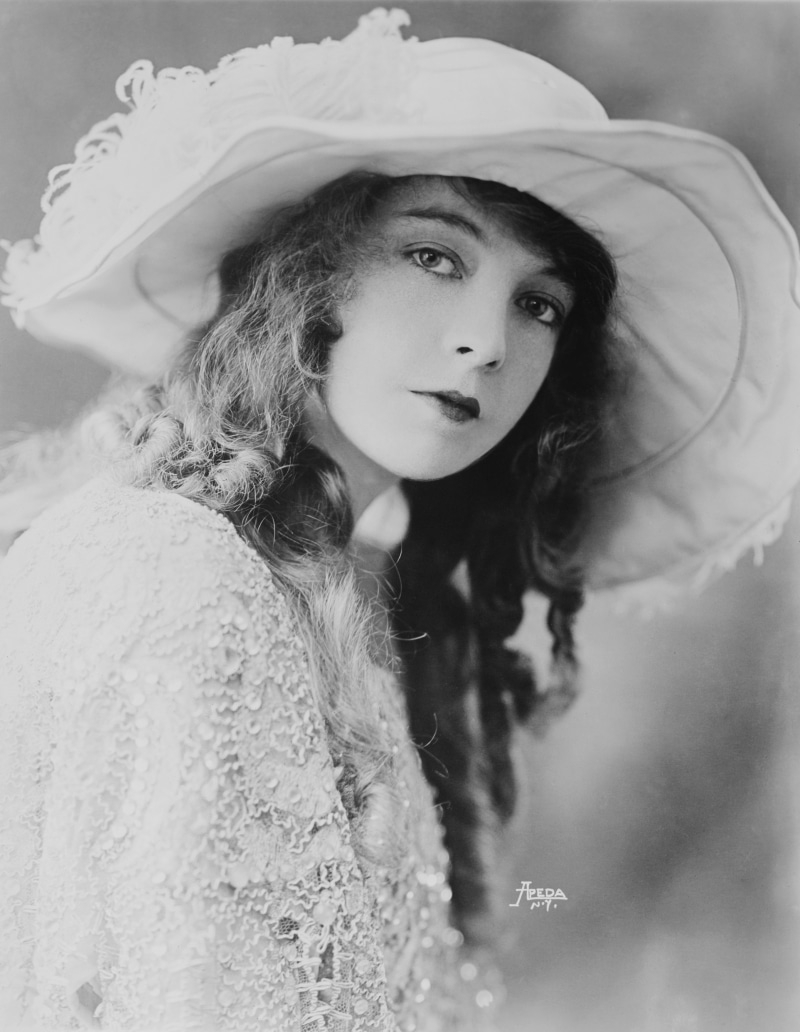 adult, beauty, people, one Person, headshot, portrait, hairstyle, grayscale, females, 1921, hat, woman, black And White, photography, actress, elegance