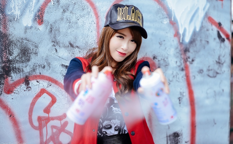 Drawing, Walls, Graffiti, Asian, Cool, Woman, one person, draw, Female, People, young women, young adult, real people, leisure activity, Style, Street