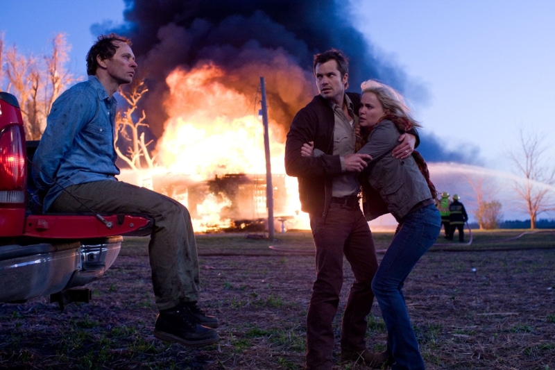 Timothy Olyphant, group of people, The Crazies, Brett Rickaby, Radha Mitchell, flame, burning, togetherness, nature, couple - relationship, casual clothing