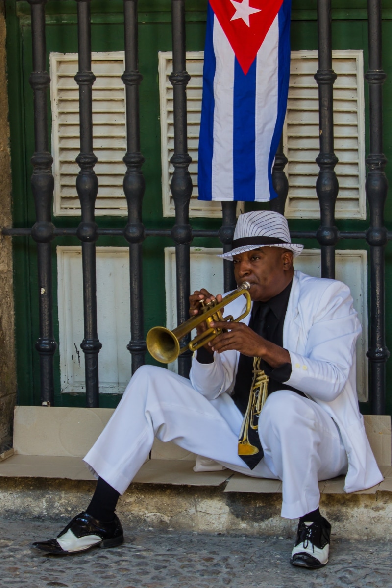 brass instrument, play, cultures, people, uniform, blowing, skill, males, cuba, 2K, jazz, flag, musician, performance, solo, mini, man, music, brass, trumpet