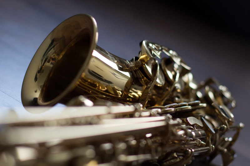 silver colored, arts culture and entertainment, equipment, focus, jazz music, single object, gold, saxophone, colored, instrument, music, brass, musi, brass instrument