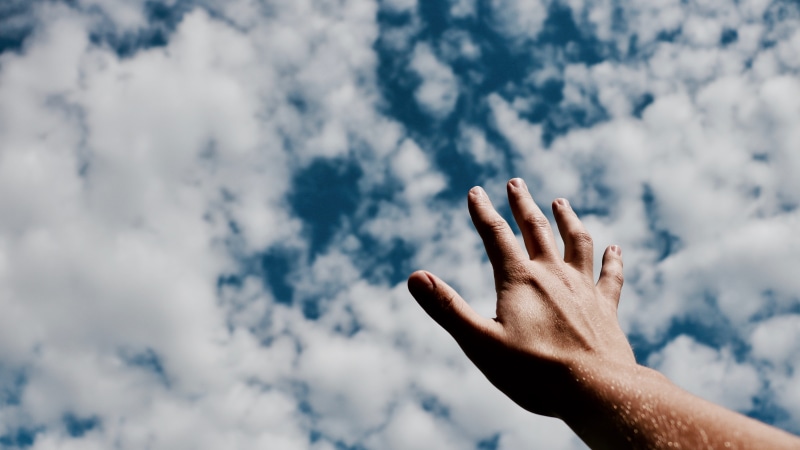 human finger, personal perspective, raising, pray, reach, 5K, reaching, hope, sky, praise, focus on foreground, mental health, person, human hand, hand