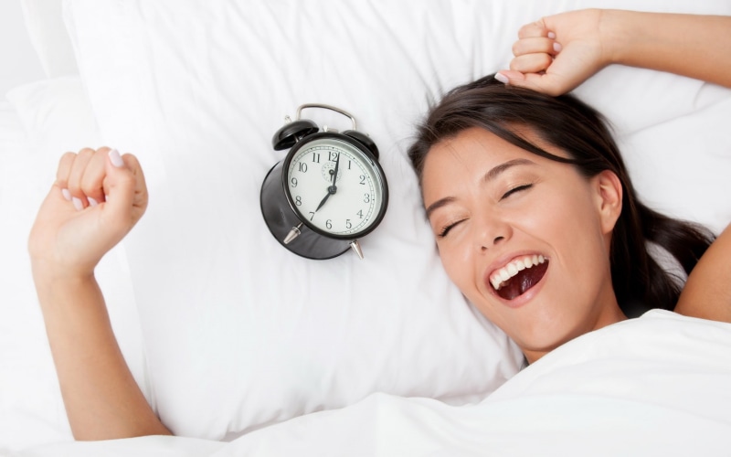 clock, smile, 720P, beautyful, woman, girl, morning, bed