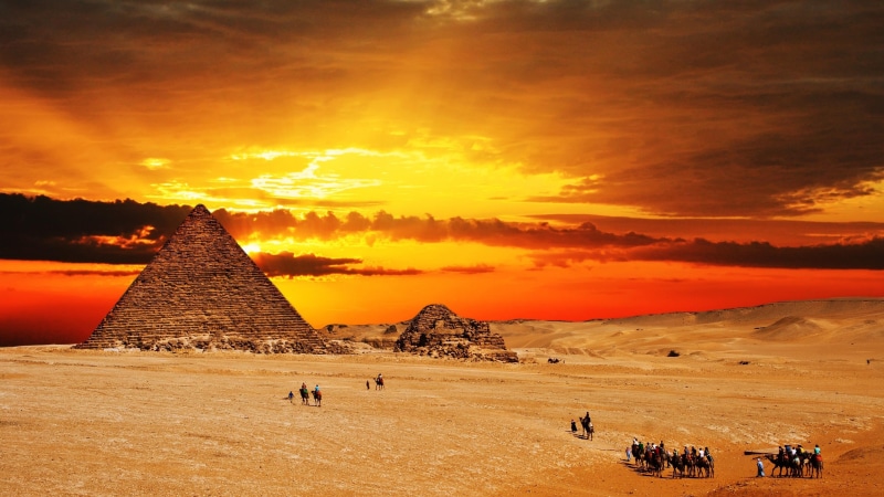 pyramid, sand, camel, egyptian pyramids, cloud, afterglow, giza, orange sky, sunset, horizon, egypt, monument, giza pyramid complex, 4K, hill, sky, evening