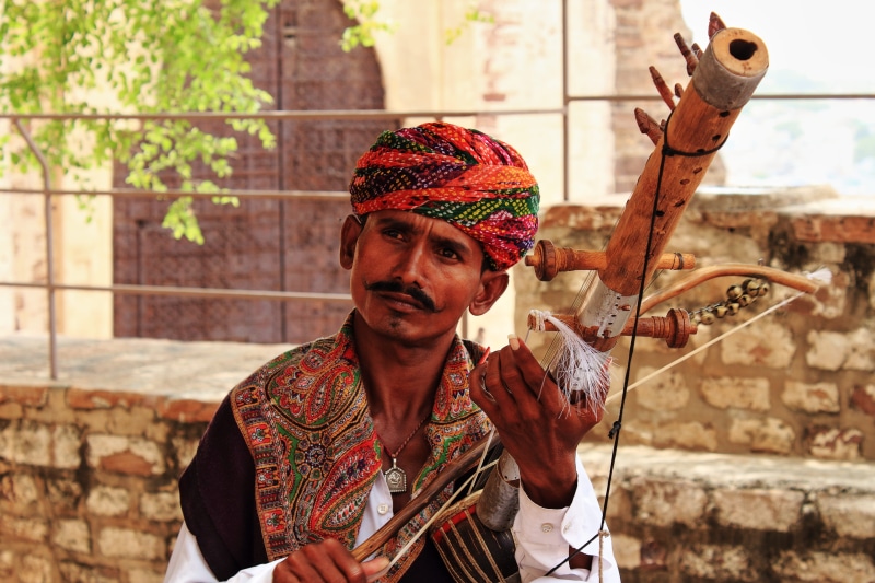 real people, arts culture and entertainment, waist up, india, clothing, mehrangarh fort, outdoors, traditioanl, traditional clothing, jodhpur, 5K, front view