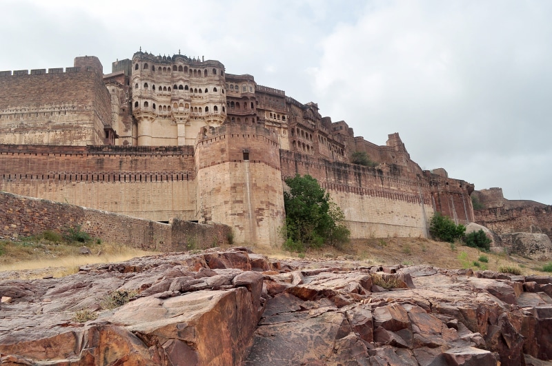 rock - object, cloud - sky, focus, india, old ruin, castle, ancient, travel, ancient civilization, the past, 2K, sky, architecture, outdoors, building exterior