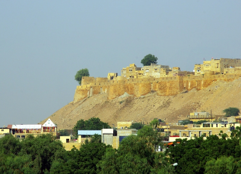 land, ancient, 2K, walls, outdoors, plant, day, ancient civilization, tree, fort, india, green color, no people, old, the past, nature, sky, building exterior