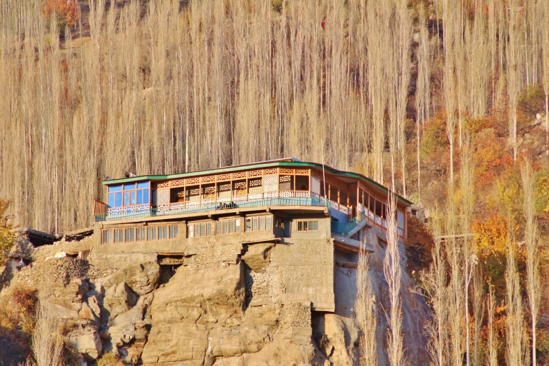 ancient, wood - material, mountain, tourism, nature, architecture, 5K, karimabad, abandoned, brown, building, rock - object, castle, rock formation, rock