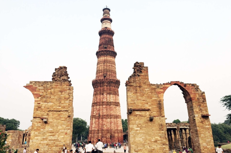 old, indian, building exterior, qutub minar, arch, old ruin, street, travel destinations, tourism, travel, real people, architecture, delhi, nature, day