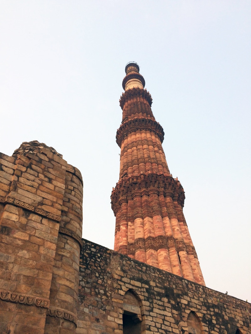 ancient, tall - high, tourist, old, qutub minar, decor, travel, tourism, brick, monument, qutub, history, delhi, built structure, sky, heritage, no people