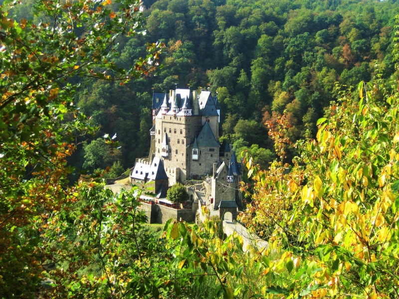 outdoors, green color, no people, building, travel destinations, high angle view, burg, Eltz, architecture, the past, Burg, tree, Medieval, building exterior