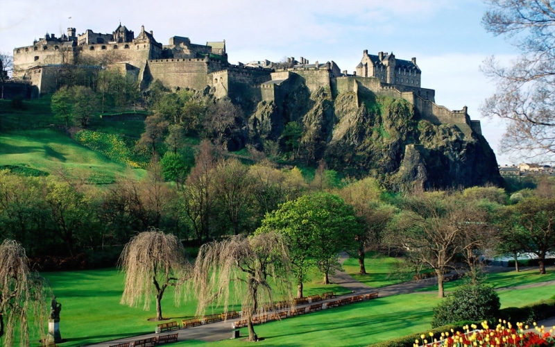 famous Place, castle, nature, hill, hills, summer, no People, old, building Exterior, outdoors, building, medieval, history, tree, fortified Wall, grass