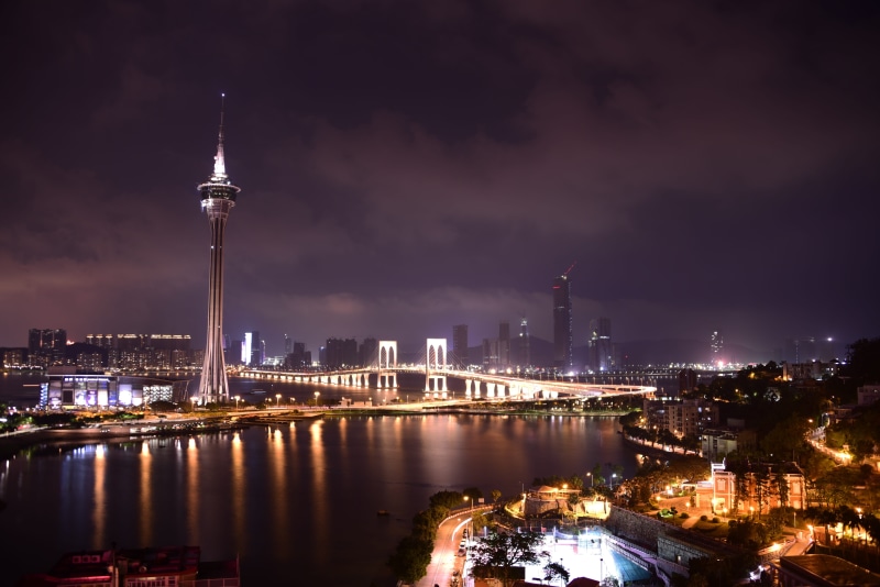 city, cloud - sky, sky, tower, cityscape, night, spire, water, sightseeing, 5K, building, skyscraper, tourism, no people, building exterior, office building exterior