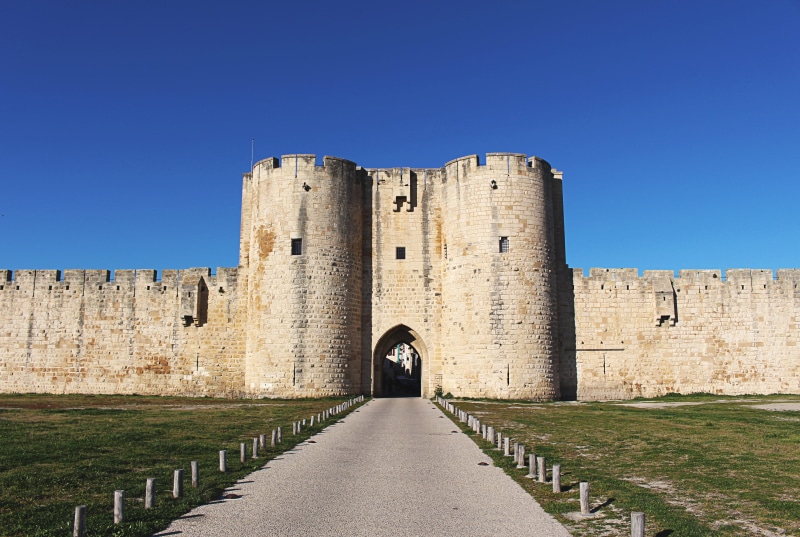 south of france, nature, building, blue, built structure, ancient, old, day, sky, building exterior, the past, architecture, wall, aigues-mortes, clear sky