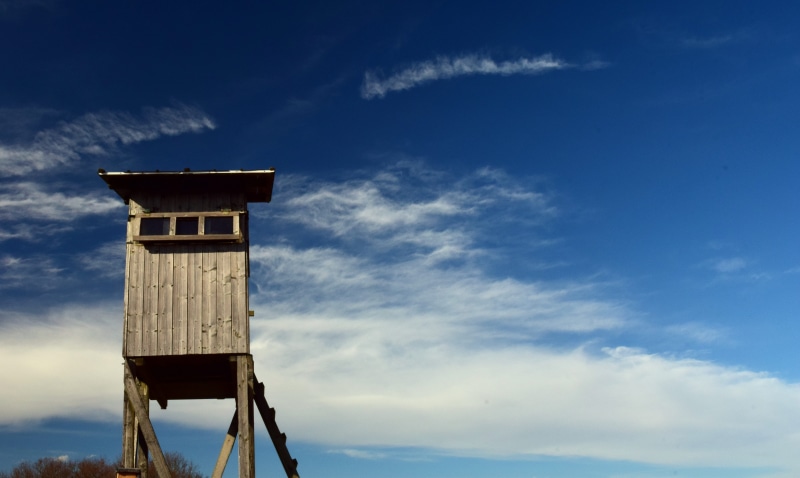 hunter seat, house, lookout tower, low angle view, cloud - sky, hunting was, sky, architecture, perch, ansitz, wildlife observation, hut, 5K, building exterior