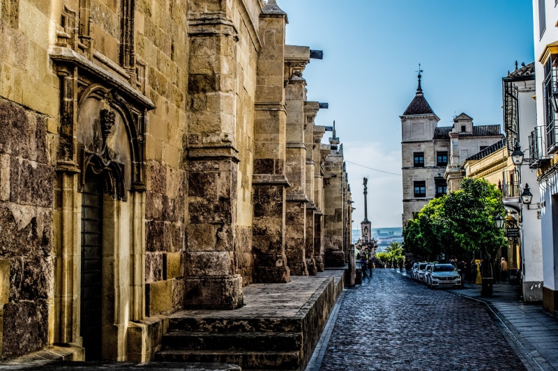 architecture, no people, canal, cordoba, built structure, day, place of worship, building, history, sky, outdoors, city, 5K, belief, cathedral, religion