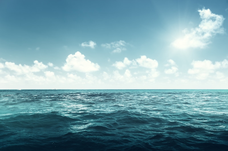 sunlight, deep, sky, scenics - nature, cloud - sky, ocean 4k pc desktop hd, horizon over water, blue, 4K, tranquility, nature, cloudscape, sea, water