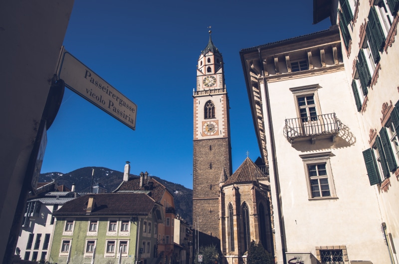 window, no people, merano, vibe, 5K, brown, nature, travel, building, outdoors, time, clock tower, sunny, clock, sun, built structure, steeple, sky, low angle view