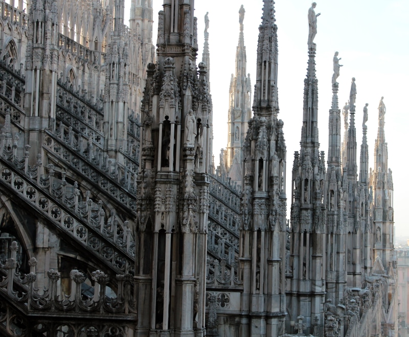 attention to detail, figures, day, impressive, holy, italy, house of worship, building, beautiful, belief, place of worship, faith, milan, dom, spirituality