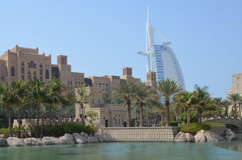 no people, 4K, building exterior, nature, white, water, day, tower, plant, building, u a e, clear sky, luxury, high, skyscraper, architecture, built structure