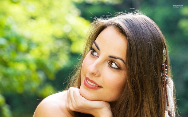 one person, long hair, beautiful woman, 720P, adult, contemplation, close-up, beauty, young women, brunette, outdoors, lifestyles, hair, body part, Lorena Garcia