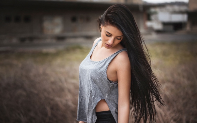 long hair, adult, teenager, hair, focus on foreground, casual clothing, outdoors, 1080P, beauty, young women, looking, Julia Carina, lifestyles, hairstyle