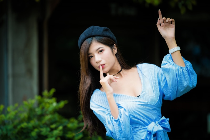 young women, necklace, berets, women, looking, waist up, portrait, hairstyle, Asian, outdoors, beauty, fashion, beautiful woman, model, long hair, clothing