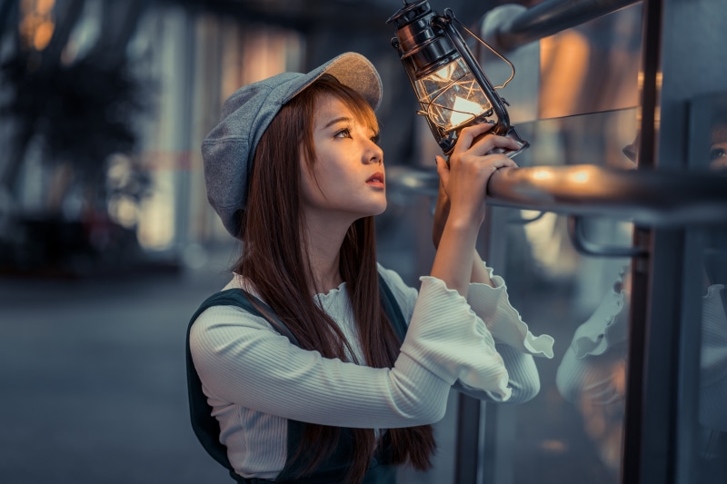brunette, women, portrait, women outdoors, Asian, gas lamps, berets, dress, depth of field, long hair, outdoors, model, 4K