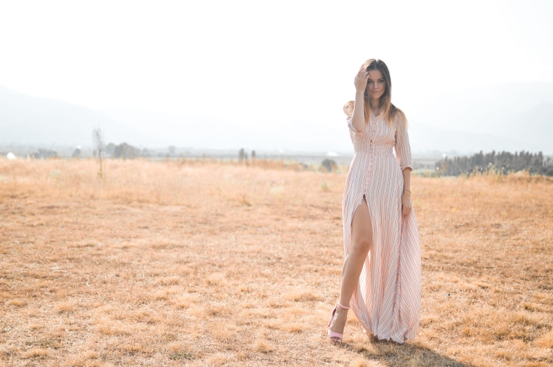 atmosphere, sky, beauty, freedom, white, 5K, side, sleeved, full length, outdoors, lady, blonde, caucasian, greece, pink, nature, field, long hair, women