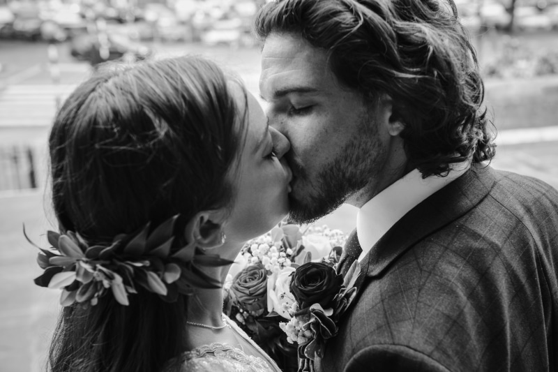 women, bridal, wedding, Passionate, close-up, romance, real people, leisure activity, woman, people, bride, groom, lovely, men, couple, 5K, wear, photography