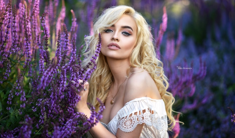 hairstyle, lavender, one person, young women, women outdoors, hair, fashion, adult, young adult, flower, long hair, purple, plant, women, necklace, depth of field