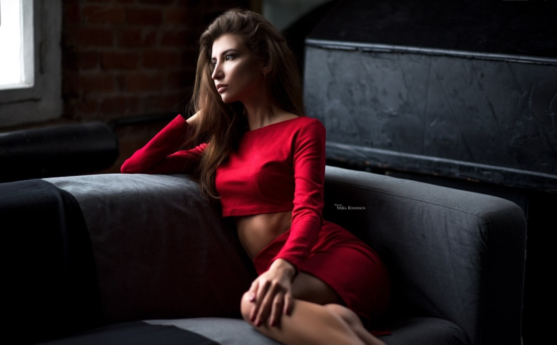 2K, tanned, Maksim Romanov, red clothing, sitting, women, portrait