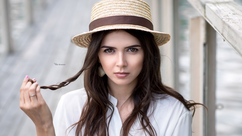 2K, fashion, beautiful people, women, headshot, long hair, hat, front view, women with hats, clothing, brown hair, portrait, young women, contemplation