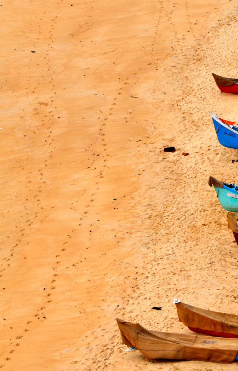 sunlight, shoe, high angle view, india, day, beach, footsteps, malpe beach, moored, sands, absence, malpe, water, land, 1080P, transportation, rowboat